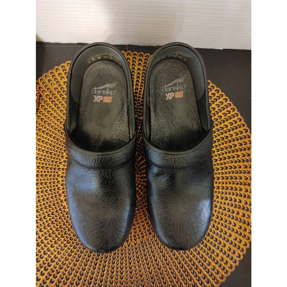 Dansko XP 2.0 Clogs Size 38 - Picture 2 of 6